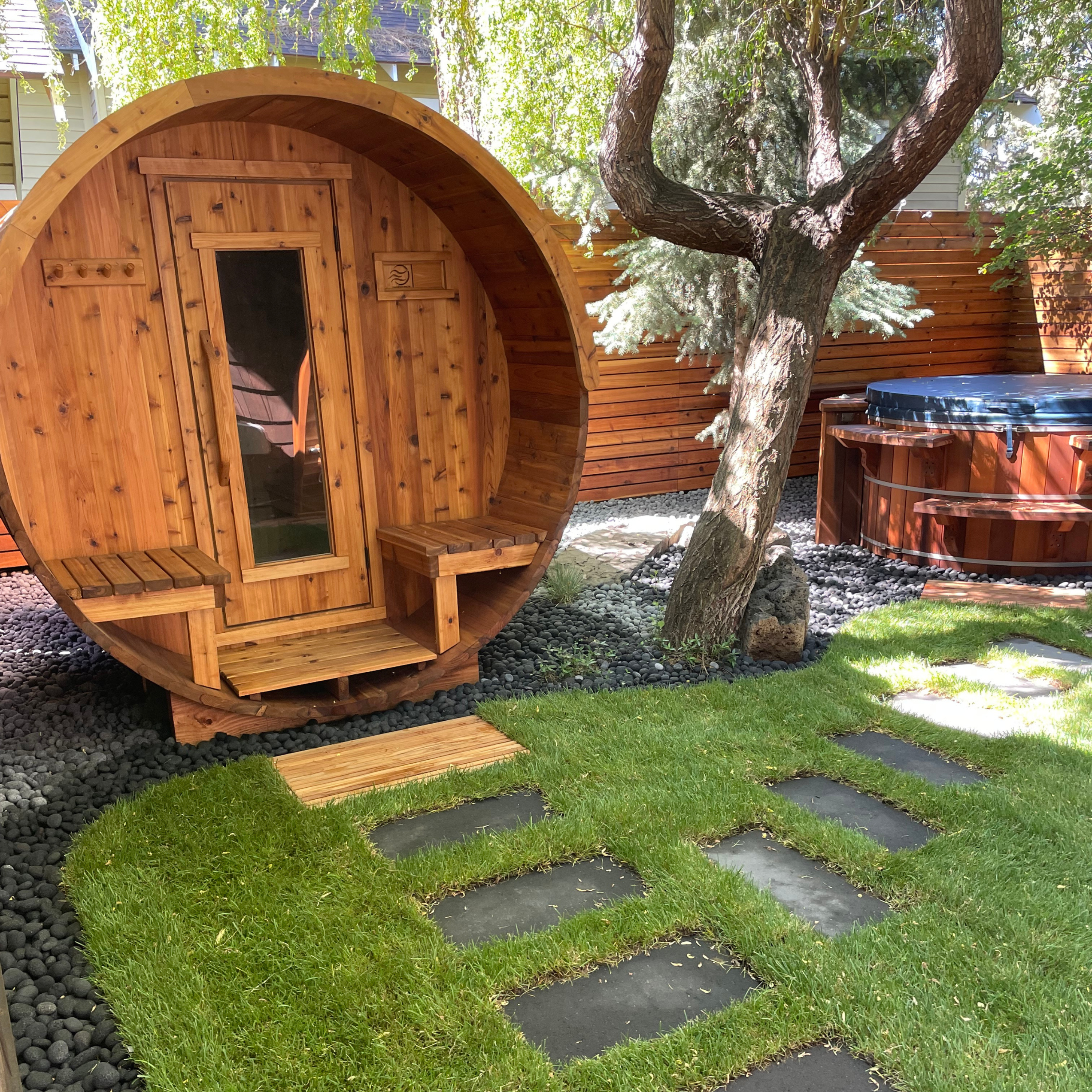 8’ BARREL SAUNA (6’ sauna room + 2’ porch)
